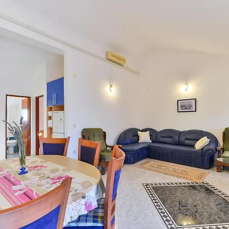 Seaside Apartments With A Swimming Pool Vir - Torovi - Vir - Pedinka, Vir - 18587 * Vir