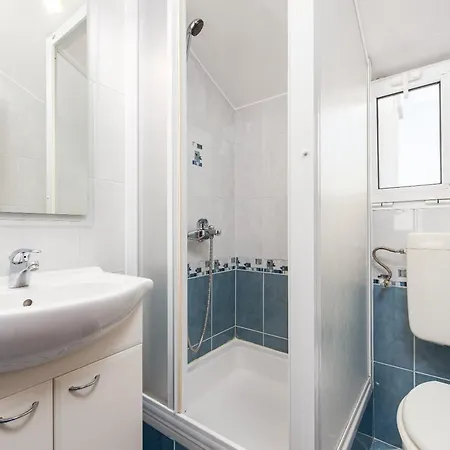 Apartmán Seaside With A Swimming Pool - Torovi - - Pedinka, - 18587 *