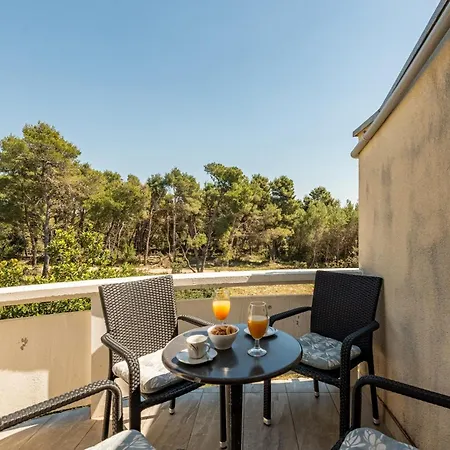 Seaside With A Swimming Pool - Torovi - - Pedinka, - 18587 * Vir